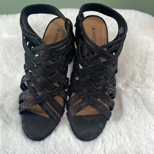 NWT Black laced sandals, size 10, just fab